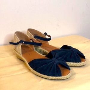 Gentle Souls by Kenneth Cole Wedges